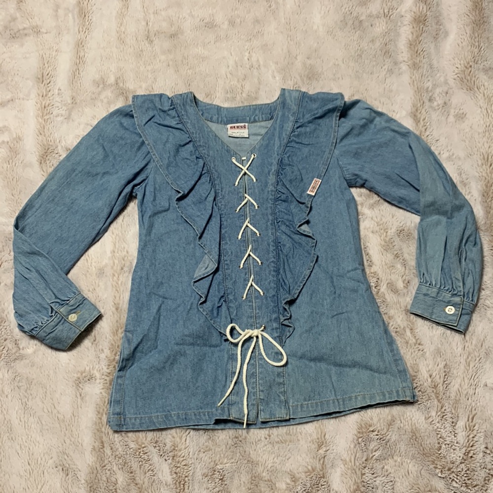 Guess ruffle and lace up top